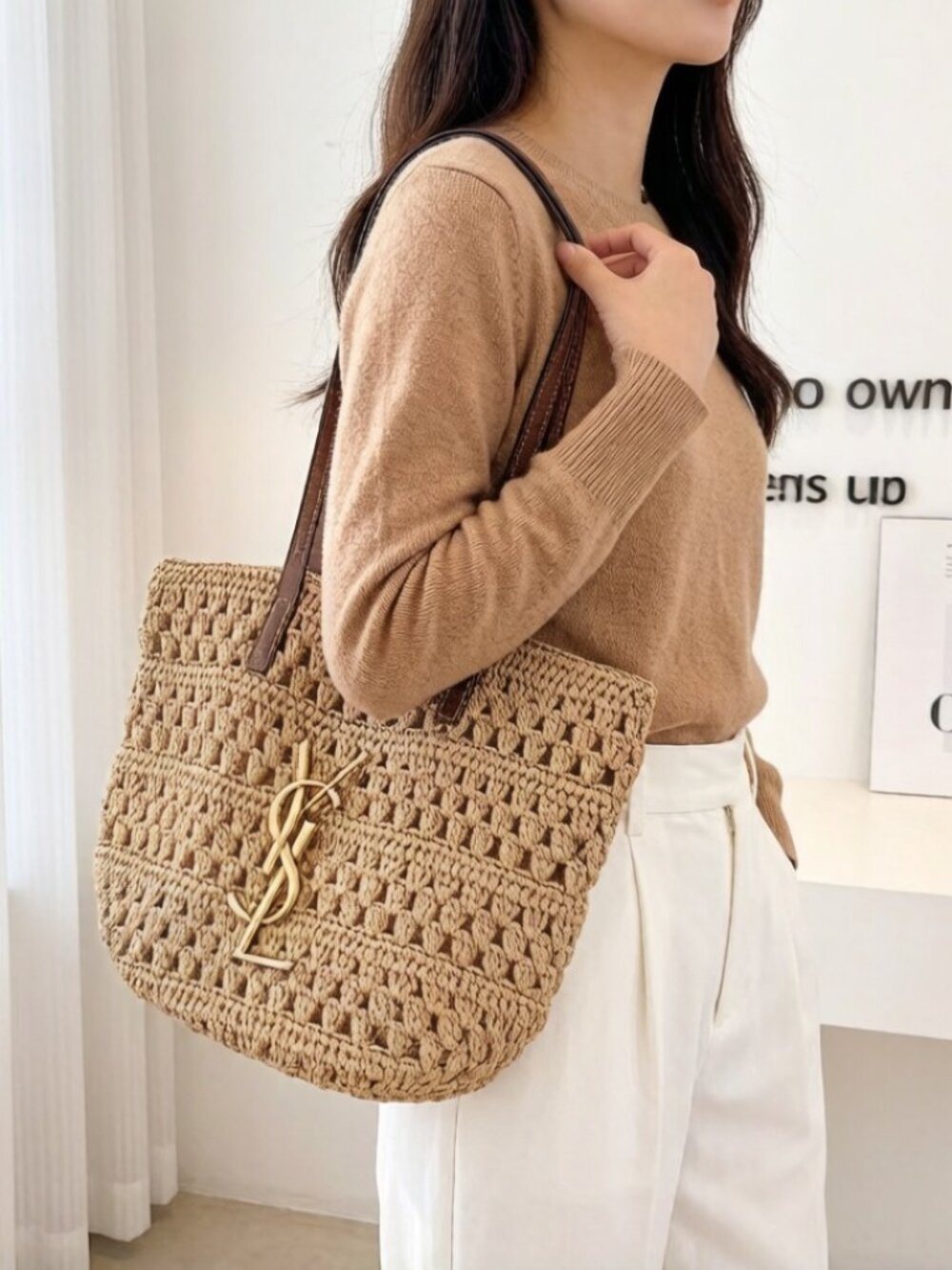 YSL Tan Raffia Tote Gold Logo - Picture 2 of 9
